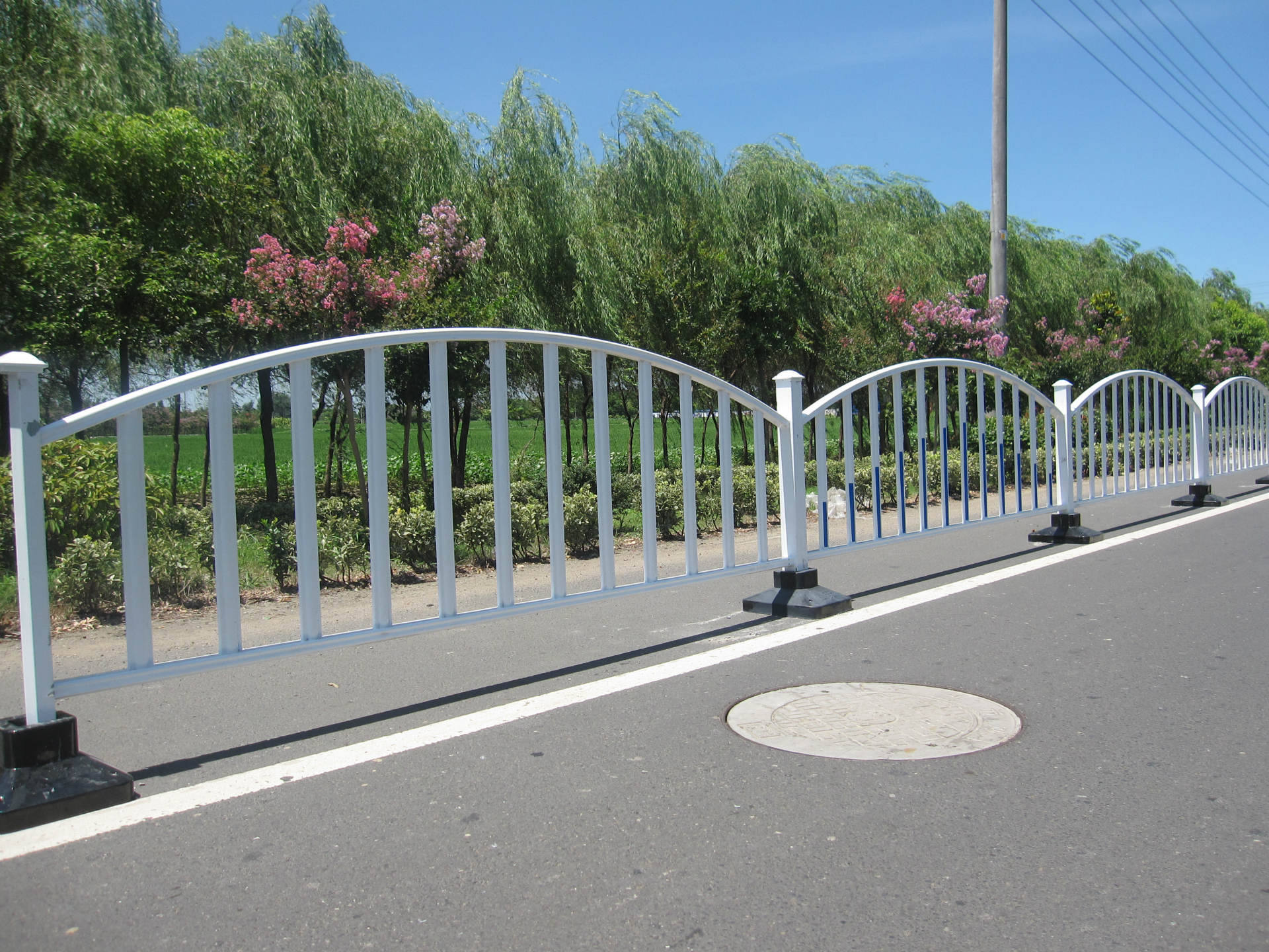 寧波道路護(hù)欄多少錢一米？